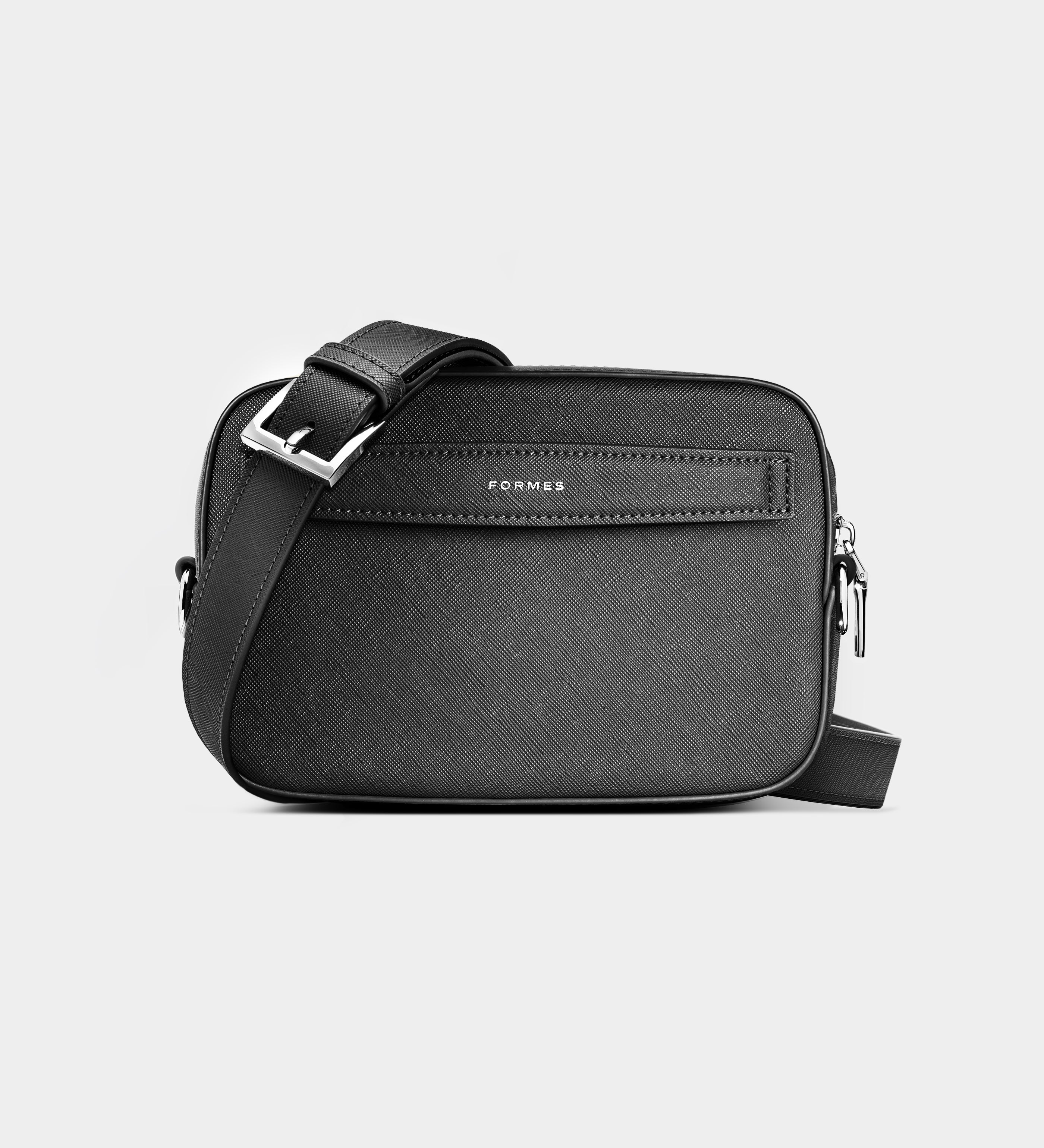 5 Reasons the Mini Adapt Bag Is Your Must-Have Travel Companion